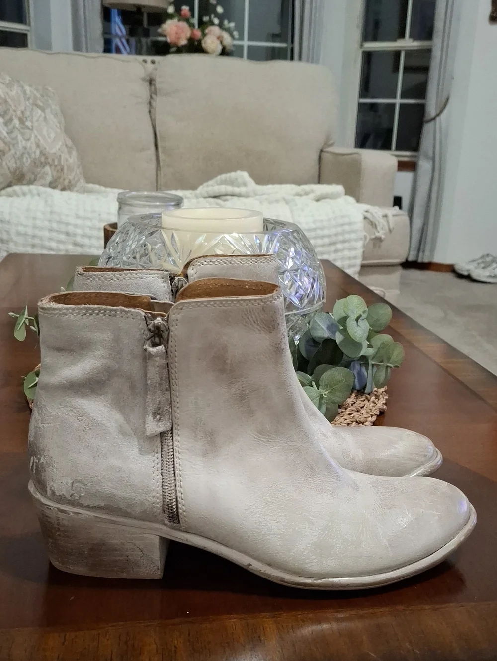 Women's Side-Zip Ankle Boots in Light Gray